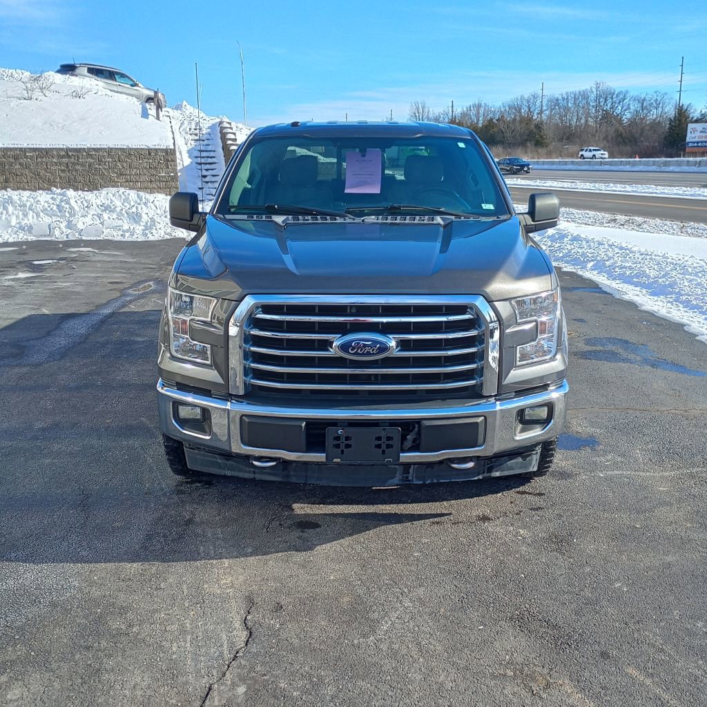 Used 2017 Ford F150 XLT w/ Equipment Group 302A Luxury AWD/4WD image 8