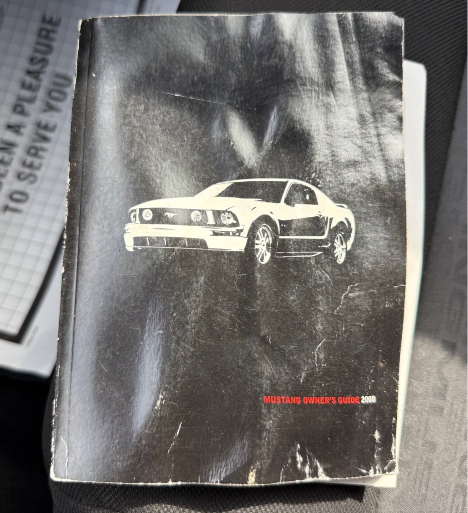 Used 2008 Ford Mustang Deluxe image 12