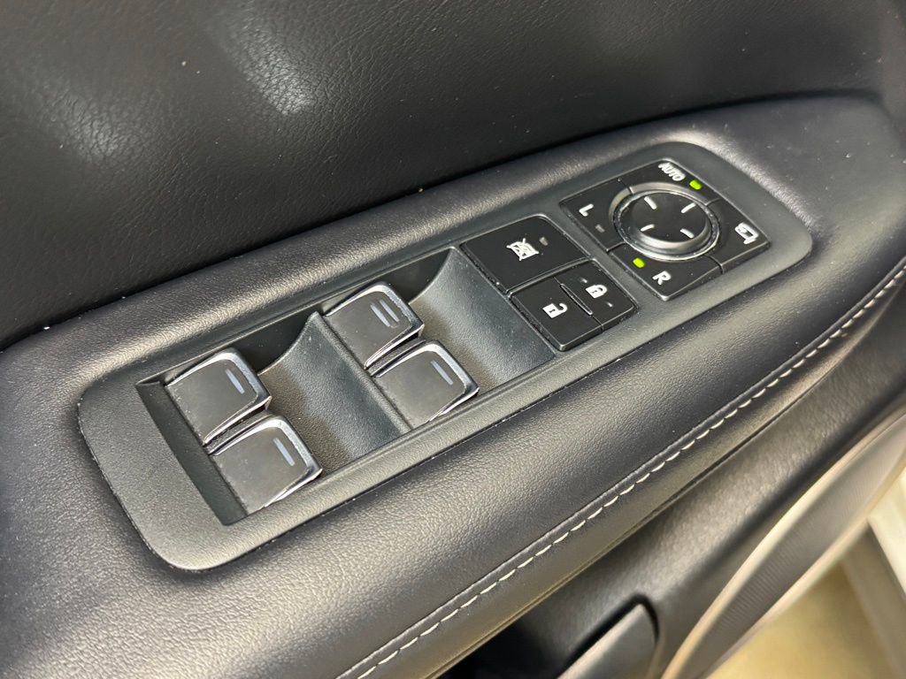 Used 2022 Lexus RX 350L Premium w/ Premium Package AWD/4WD image 10