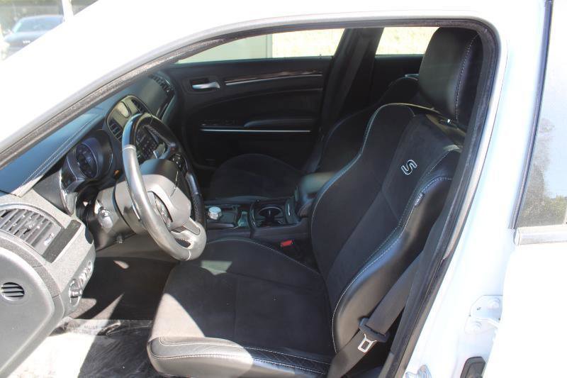 Used 2018 Chrysler 300 S w/ 300S Premium Group image 10