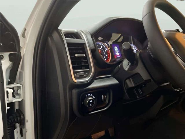 Used 2026 RAM 2500 Big Horn AWD/4WD image 16