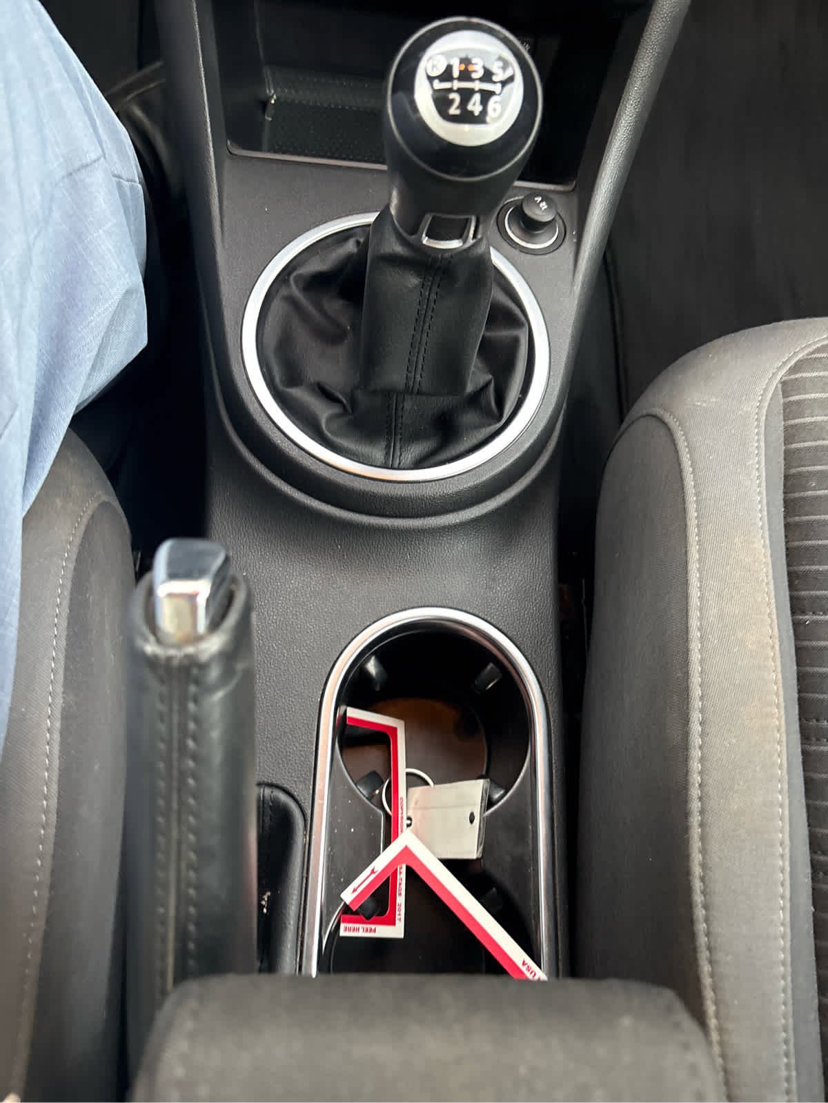 Used 2013 Volkswagen Beetle 2.0T FWD image 10