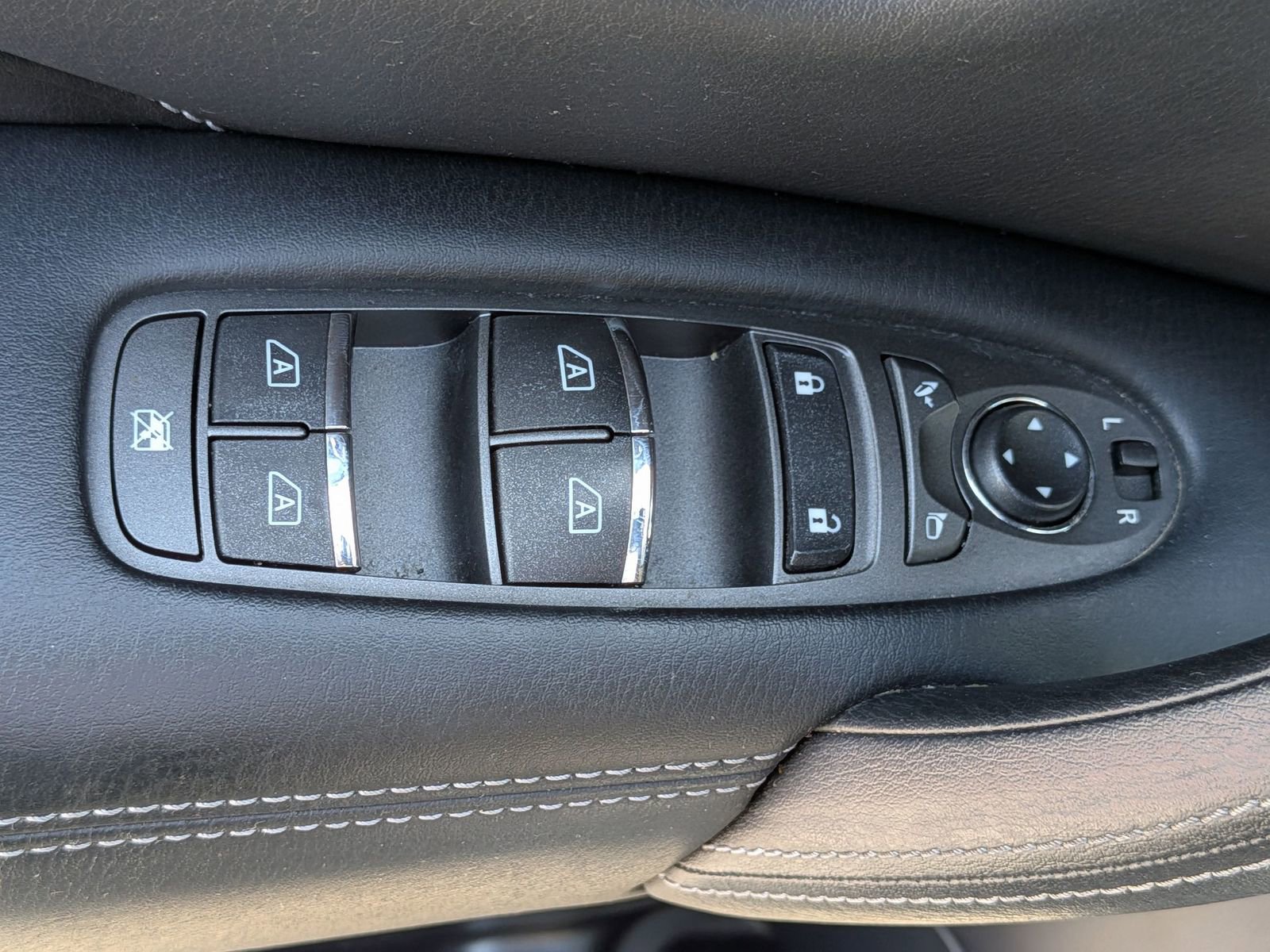 Used 2019 INFINITI QX80 Luxe w/ Proassist Package image 14