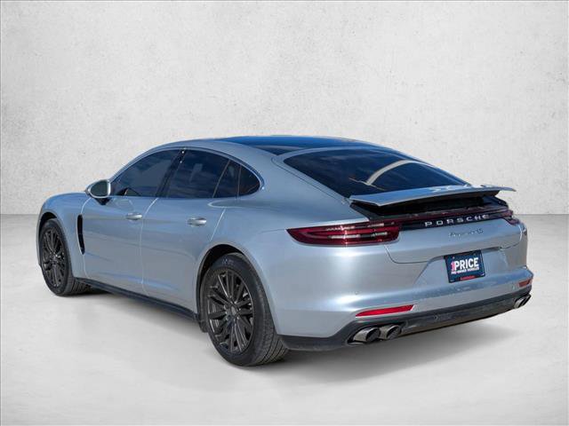 Used 2017 Porsche Panamera 4S image 8