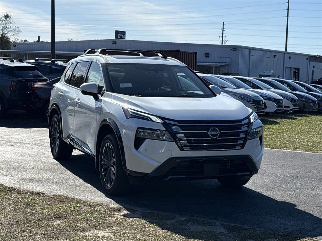 New 2026 Nissan Rogue Platinum w/ Platinum Premium Package image 2