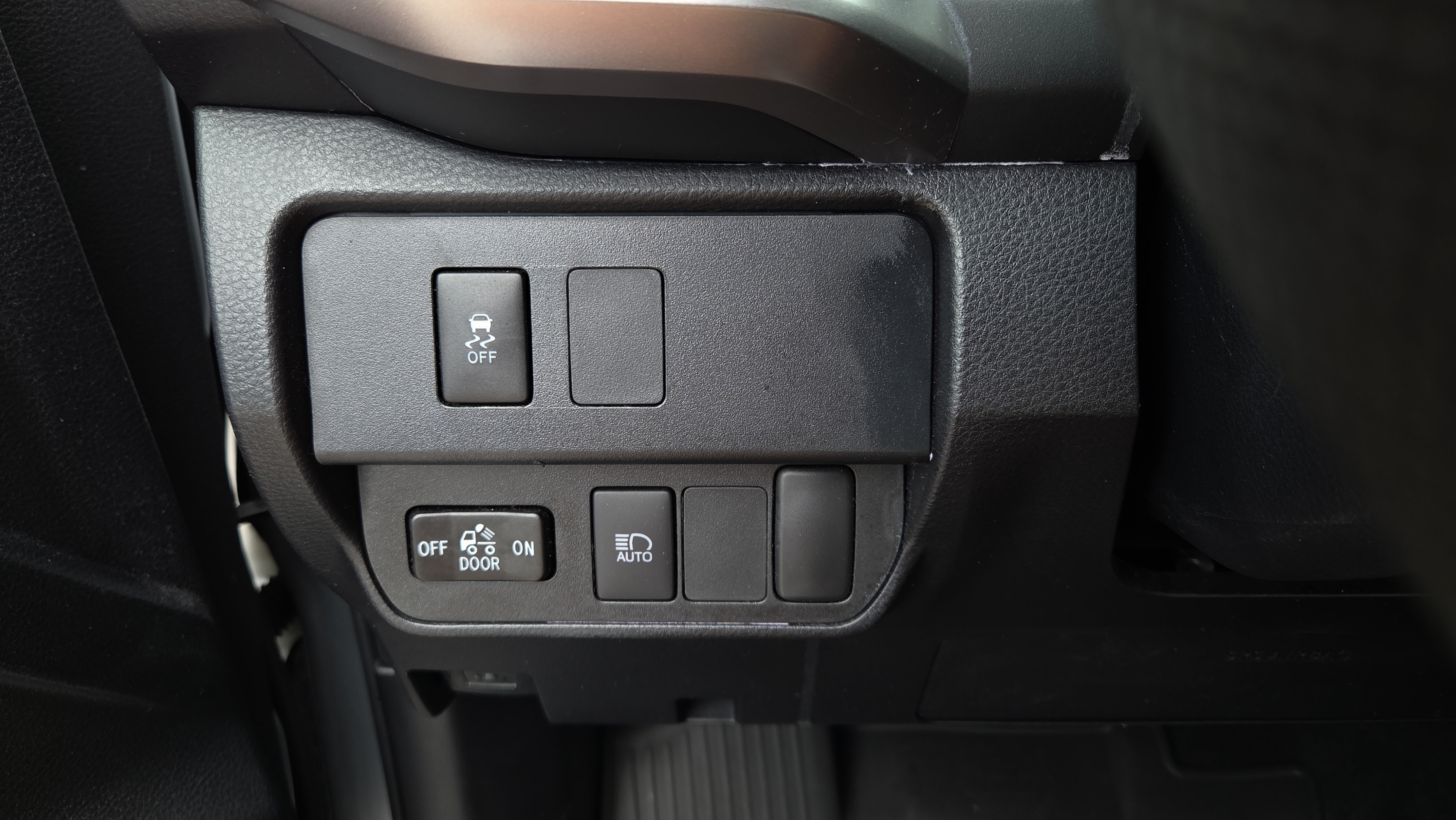 Certified 2023 Toyota Tacoma SR5 RWD image 21