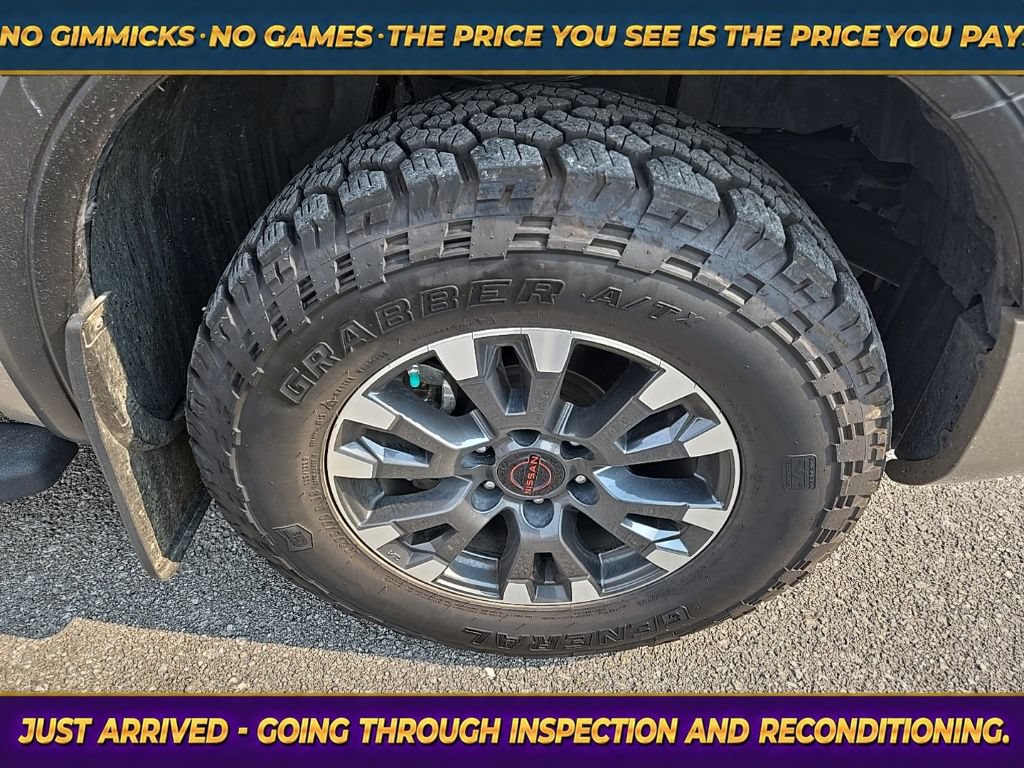 Used 2023 Nissan Titan PRO-4X w/ Pro-4x Convenience Package AWD/4WD image 9