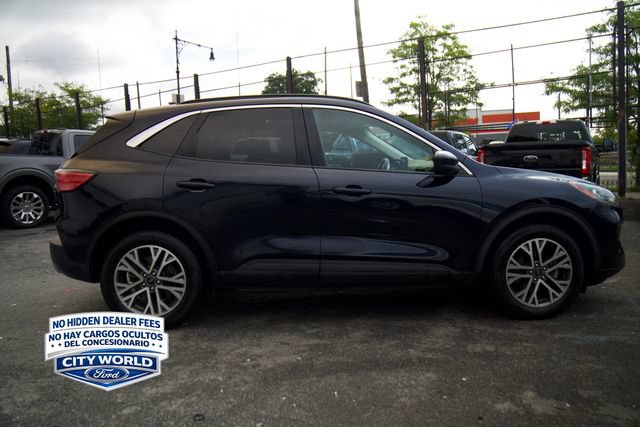 Certified 2021 Ford Escape SEL w/ Technology Package AWD/4WD image 3