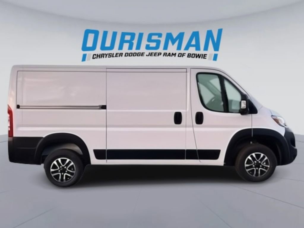 New 2025 RAM ProMaster 3500 w/ Quick Order Package 22G SLT image 2