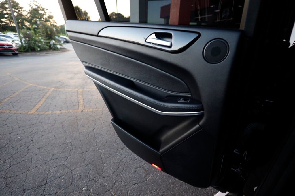 Used 2018 Mercedes-Benz GLS 550 4MATIC image 29