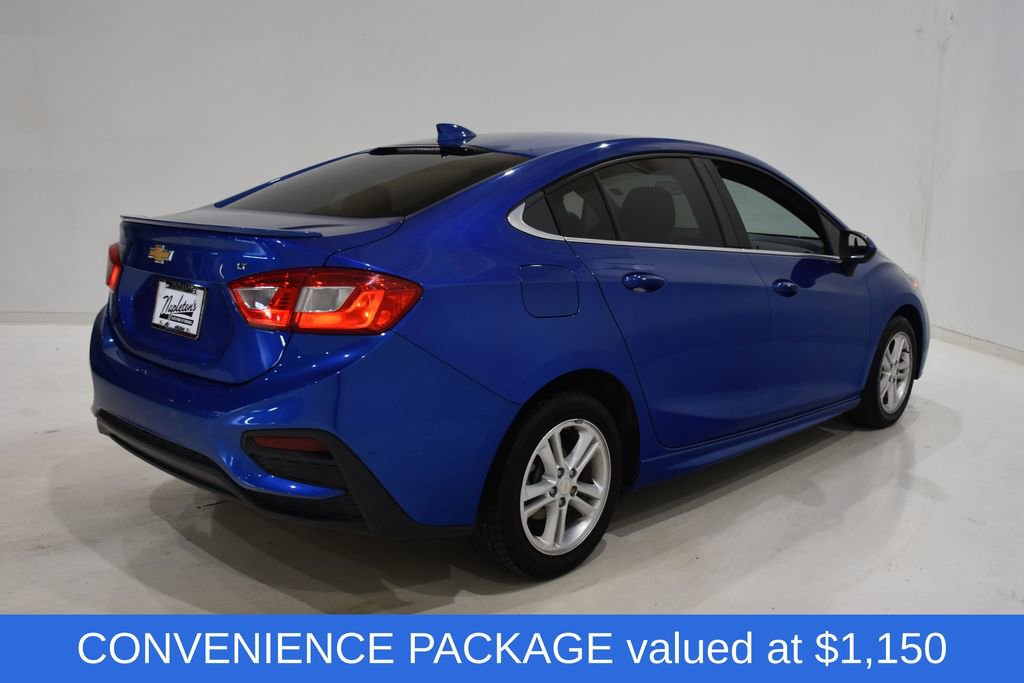 Used 2017 Chevrolet Cruze LT w/ Sun And Sound Package image 4