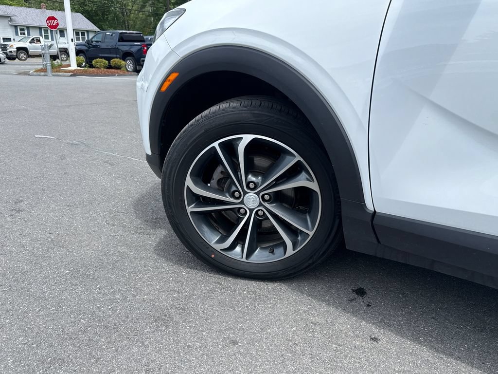 Used 2022 Buick Encore GX Select AWD/4WD image 29