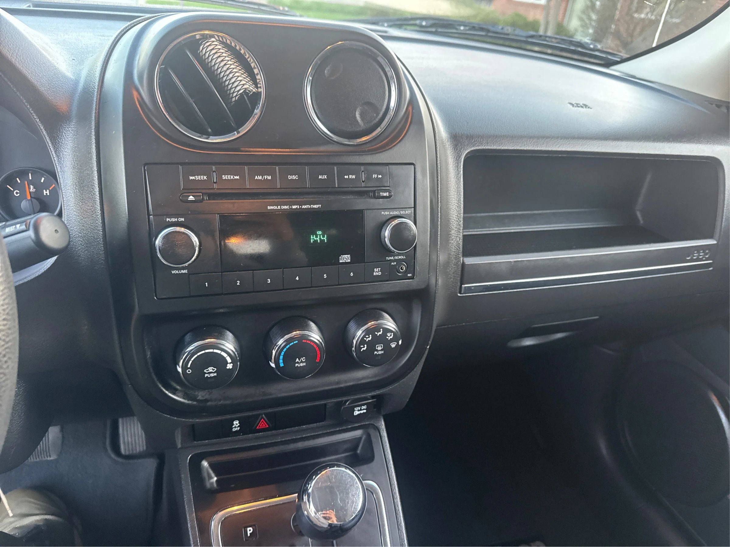 Used 2015 Jeep Patriot Sport w/ Power Value Group image 15