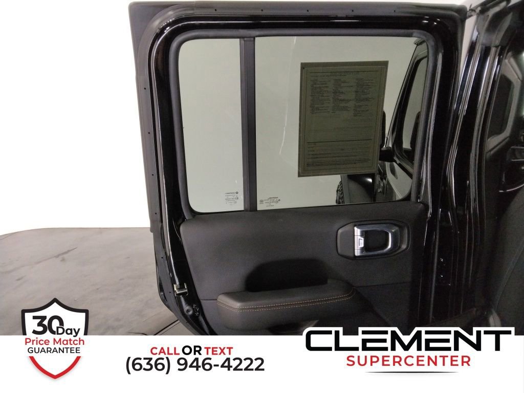 Used 2021 Jeep Gladiator Overland image 30