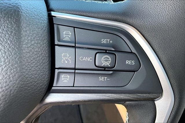 New 2026 Jeep Grand Cherokee Limited AWD/4WD image 24