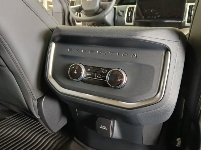 New 2025 Ford Expedition Active AWD/4WD image 26