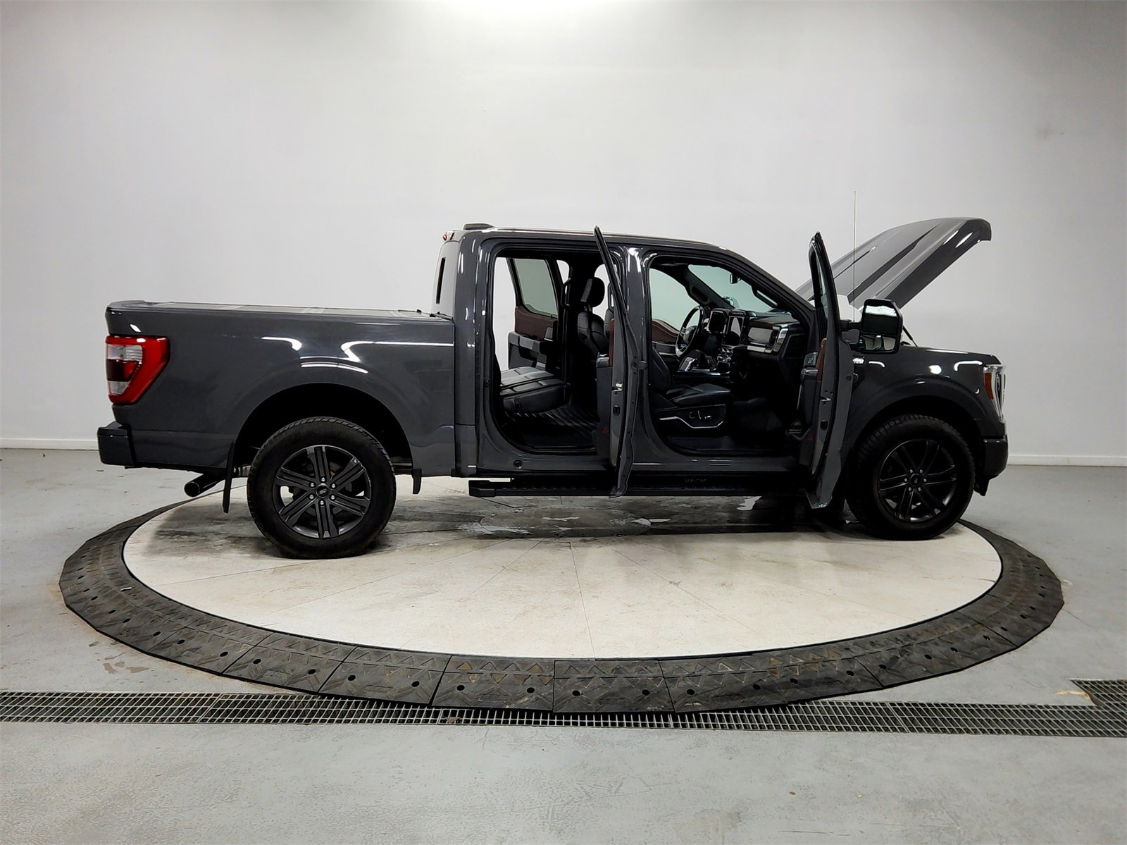 Used 2021 Ford F150 Lariat w/ Equipment Group 502A High image 16
