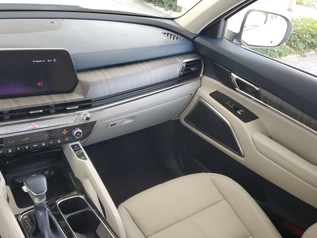 Used 2024 Kia Telluride EX FWD image 14