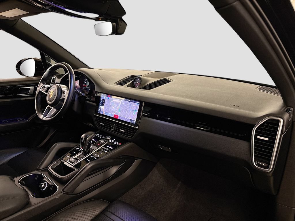 Used 2020 Porsche Cayenne AWD/4WD image 14