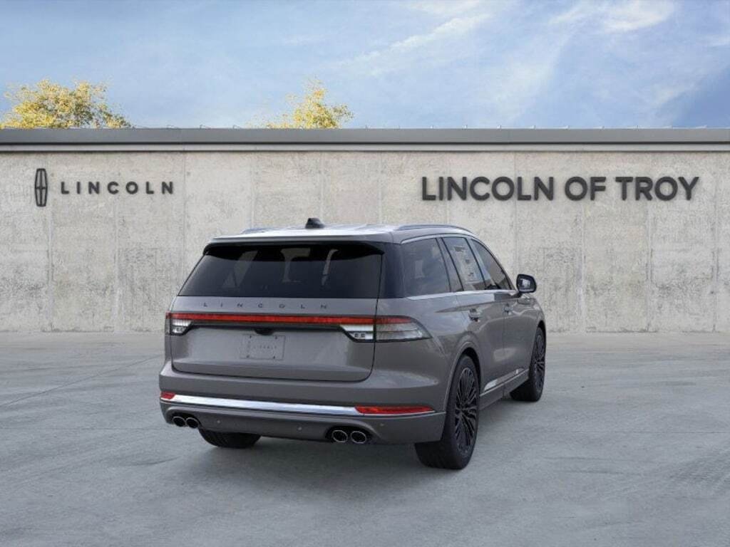 New 2025 Lincoln Aviator Black Label image 30