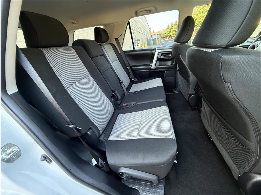 Used 2024 Toyota 4Runner SR5 image 40