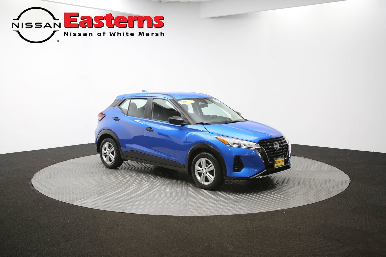 Used 2024 Nissan Kicks S image 90