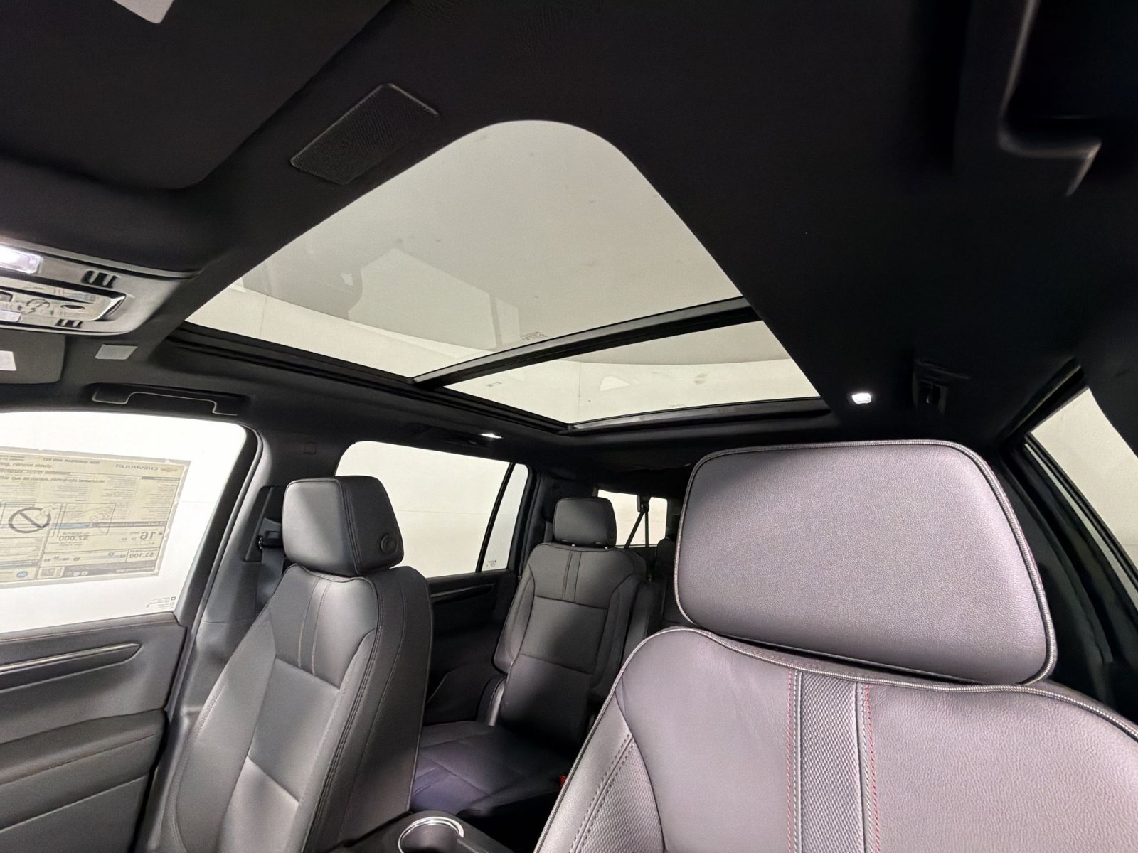 New 2026 Chevrolet Suburban RST w/ Comfort Package AWD/4WD image 24