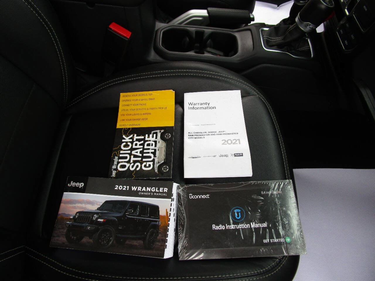 Used 2021 Jeep Wrangler Unlimited Sahara w/ Uconnect 4C Nav & Sound Group image 31