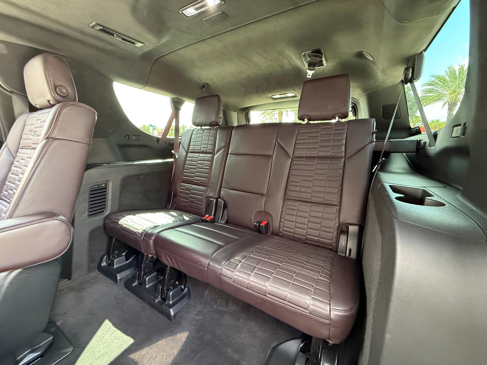 Used 2022 Cadillac Escalade ESV Sport Platinum image 18