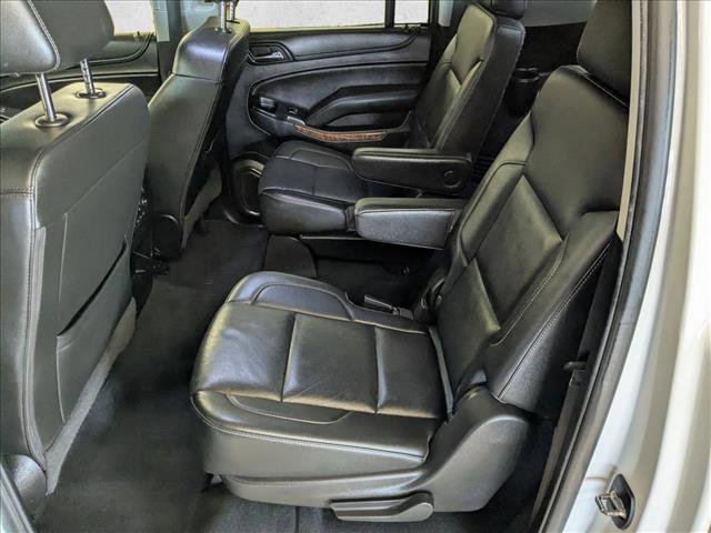 Used 2019 Chevrolet Suburban Premier image 23