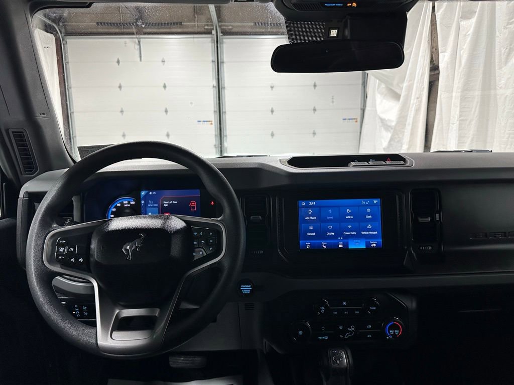 Used 2022 Ford Bronco 4-Door image 16