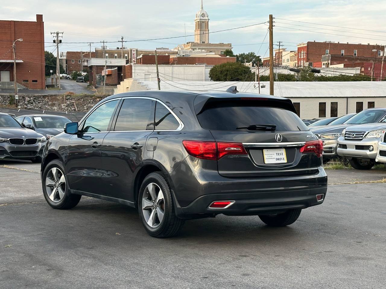 Used 2016 Acura MDX w/ AcuraWatch Plus Package FWD image 4