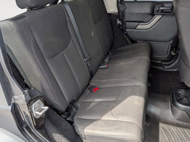 Used 2018 Jeep Wrangler Unlimited Sport S image 28