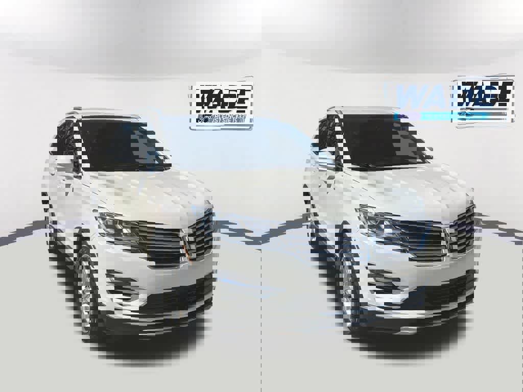 Used 2017 Lincoln MKC Premiere image 3