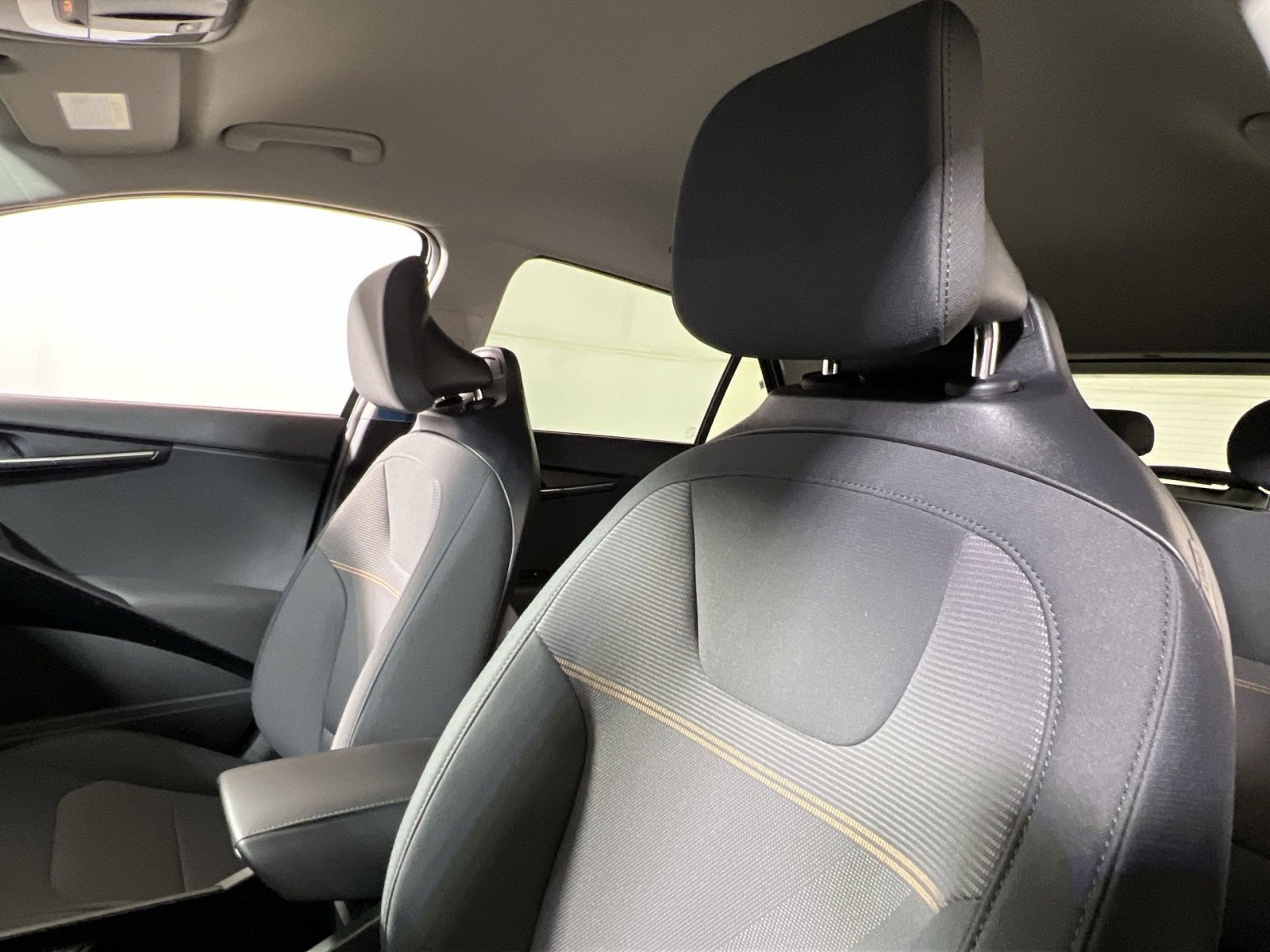 New 2026 Kia Niro LX image 22