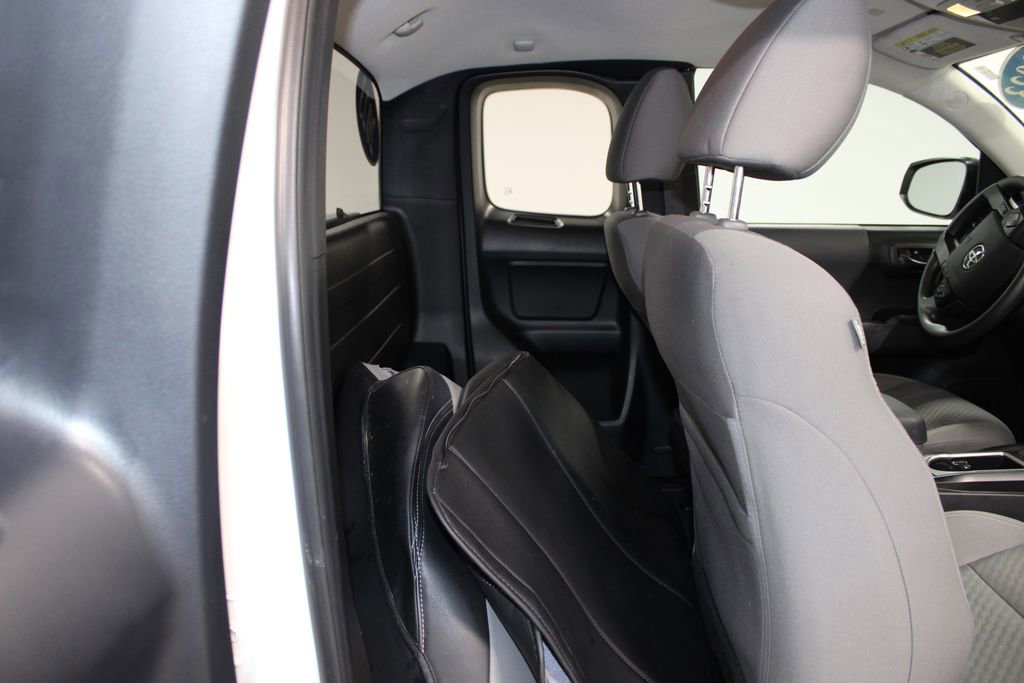 Used 2023 Toyota Tacoma SR image 29