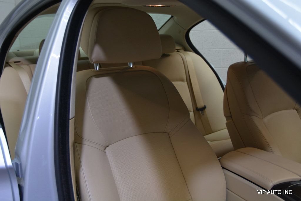 Used 2014 BMW 550i xDrive Sedan AWD/4WD image 12