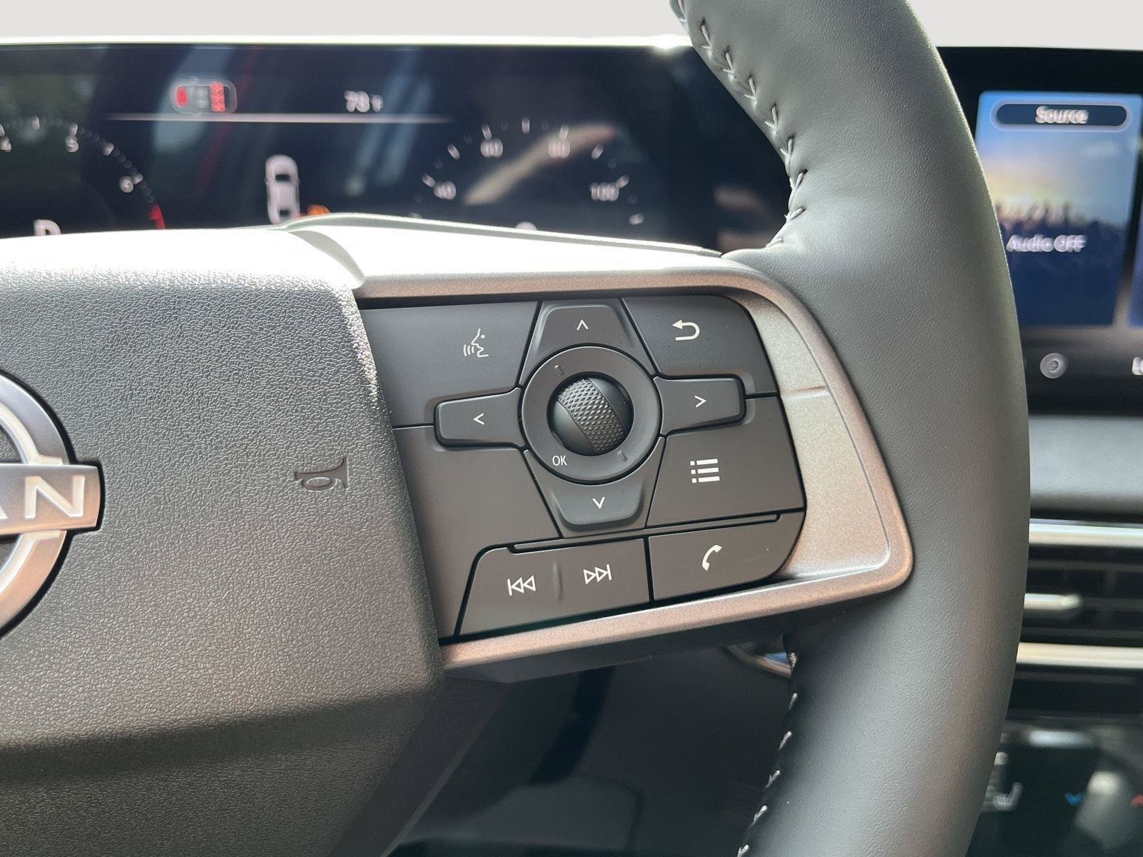 New 2026 Nissan Sentra SV w/ SV Convenience Package FWD image 31
