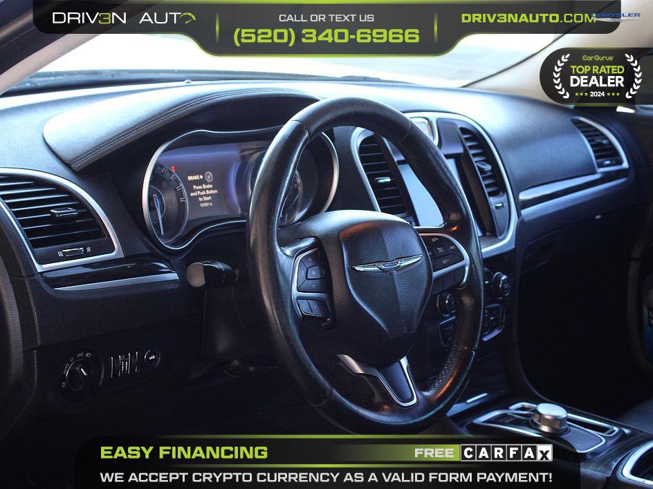 Used 2016 Chrysler 300 Limited image 10