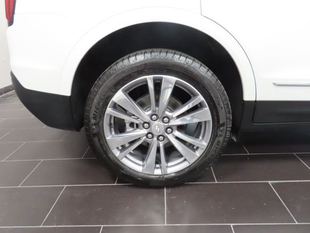 Certified 2025 Cadillac XT5 Premium Luxury image 16