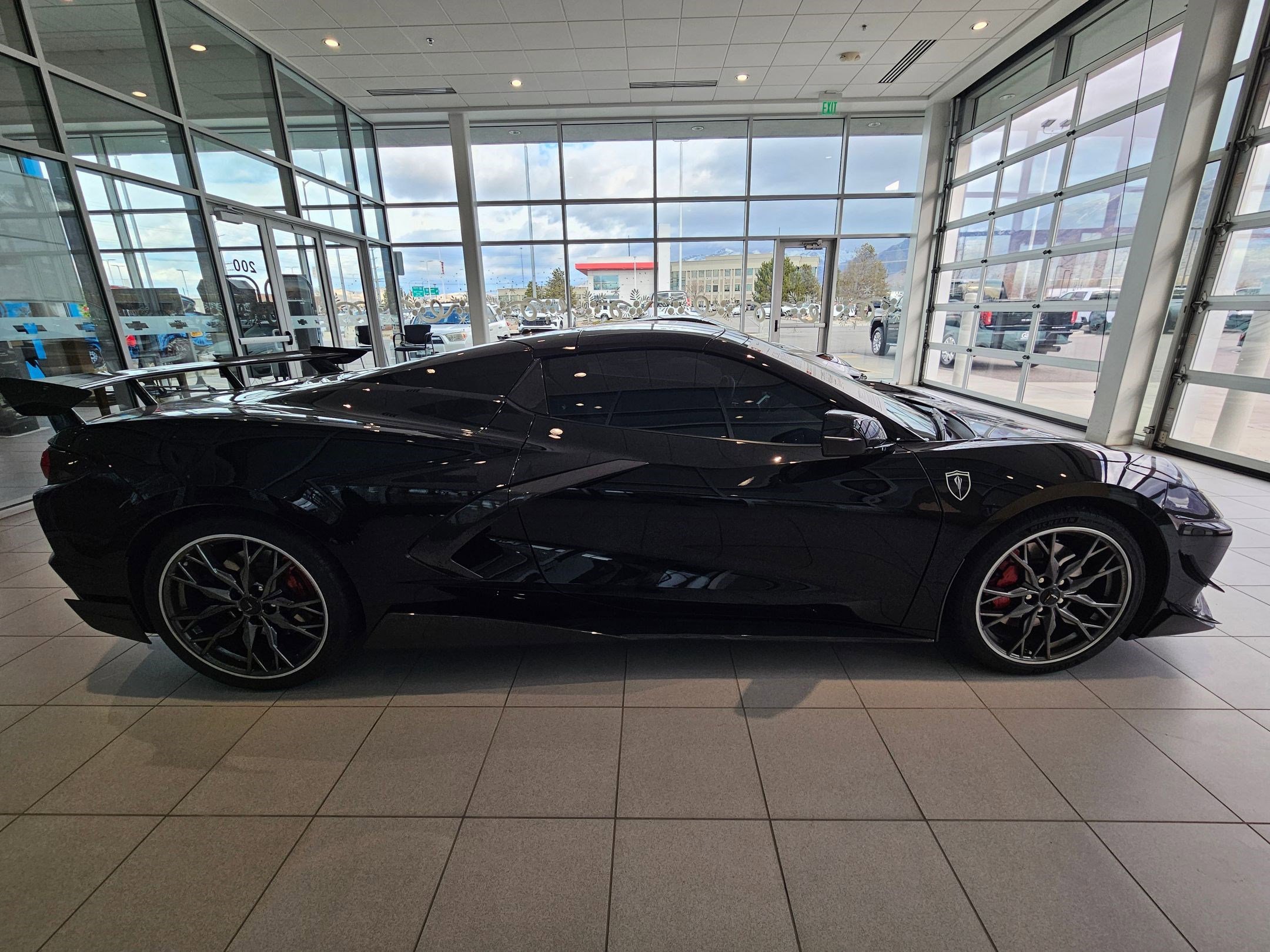 Used 2025 Chevrolet Corvette Stingray Preferred Conv w/ Z51 Performance Package image 2