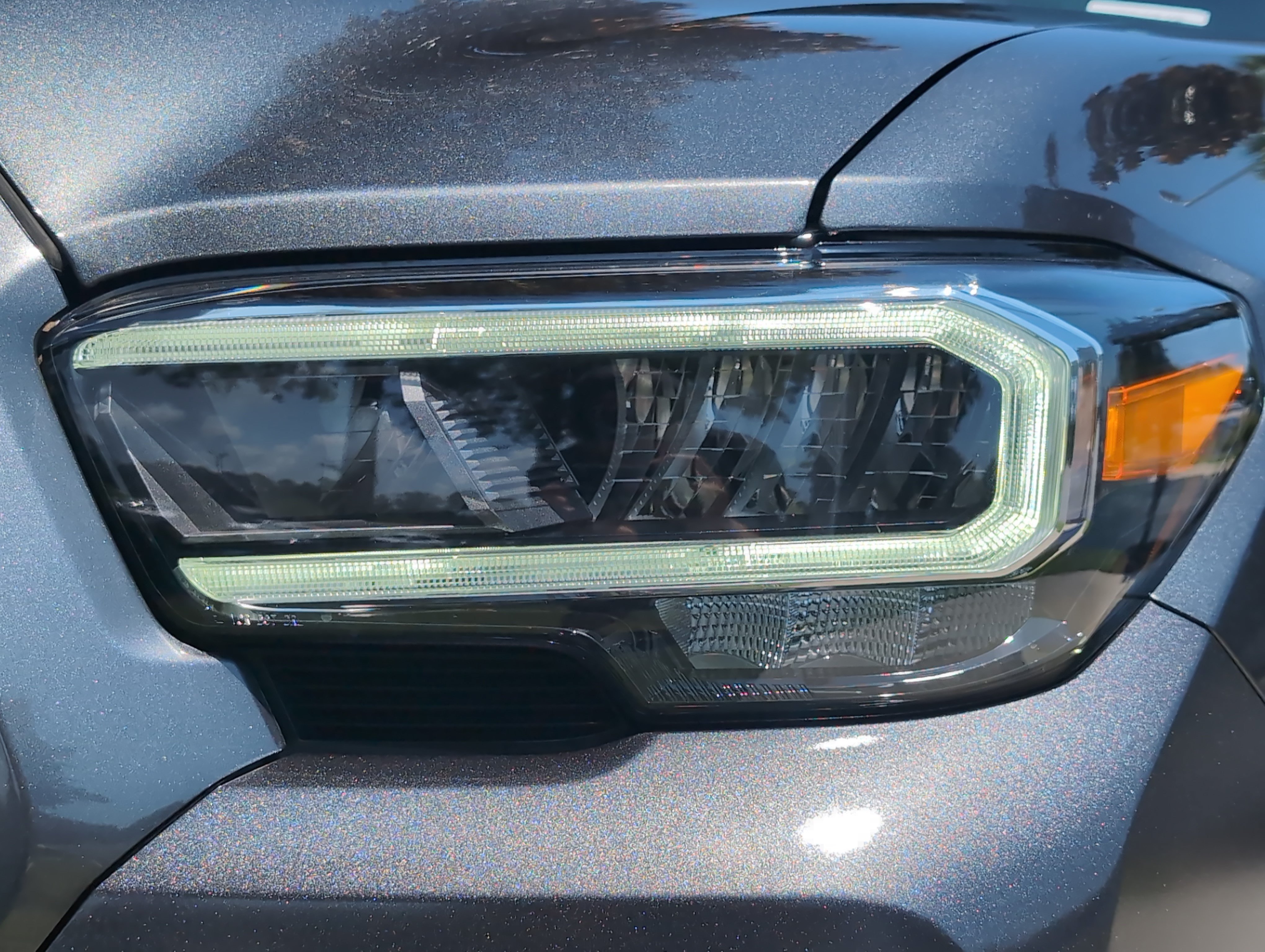 Certified 2023 Toyota Tacoma TRD Off-Road w/ Advanced Technology Package AWD/4WD image 6