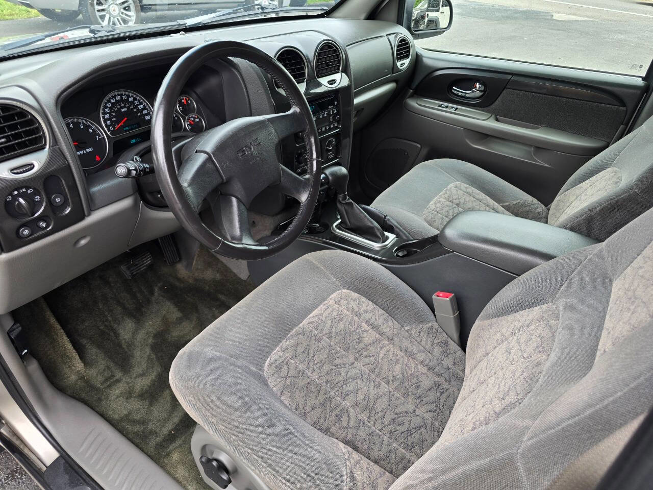 Used 2003 GMC Envoy SLE AWD/4WD image 13