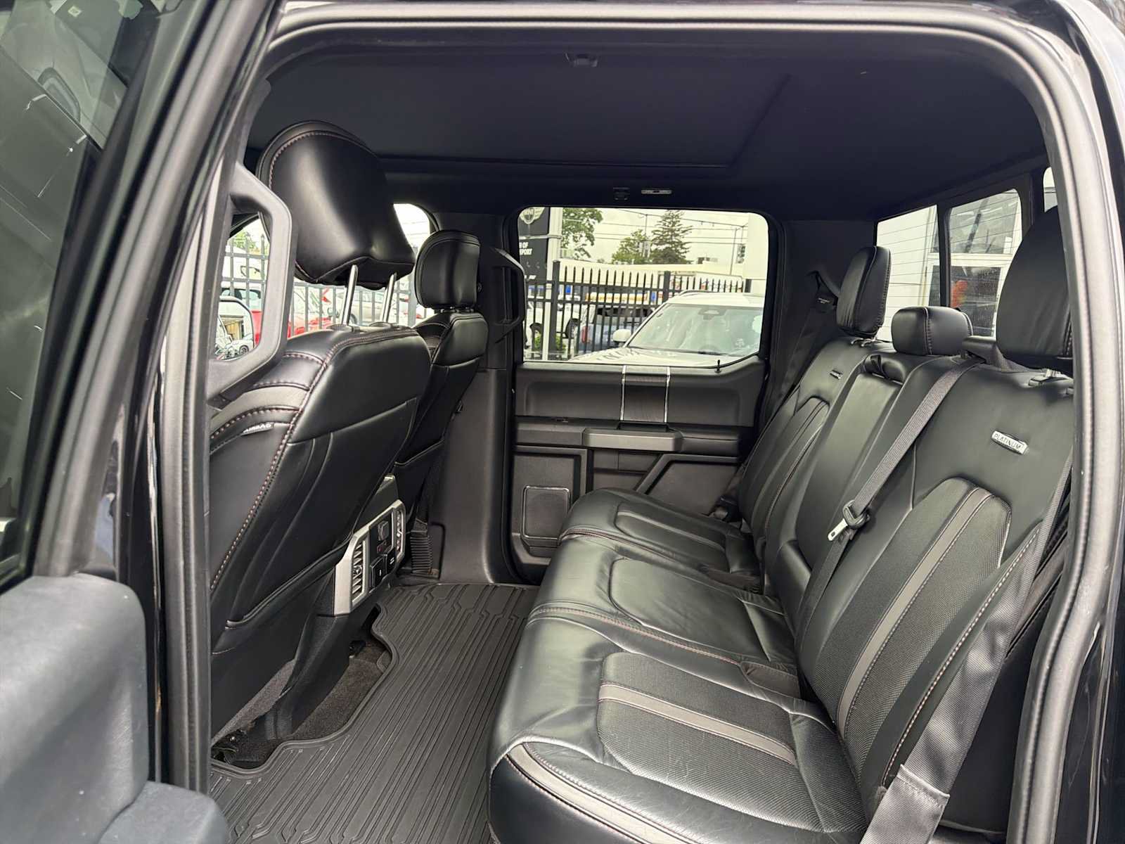 Used 2020 Ford F150 Platinum w/ Equipment Group 701A Luxury AWD/4WD image 20