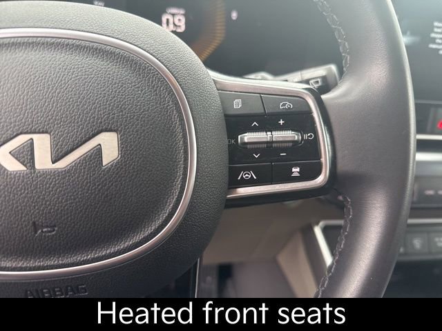 Certified 2025 Kia Carnival image 25