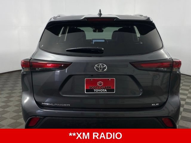 Used 2024 Toyota Highlander XLE FWD image 7