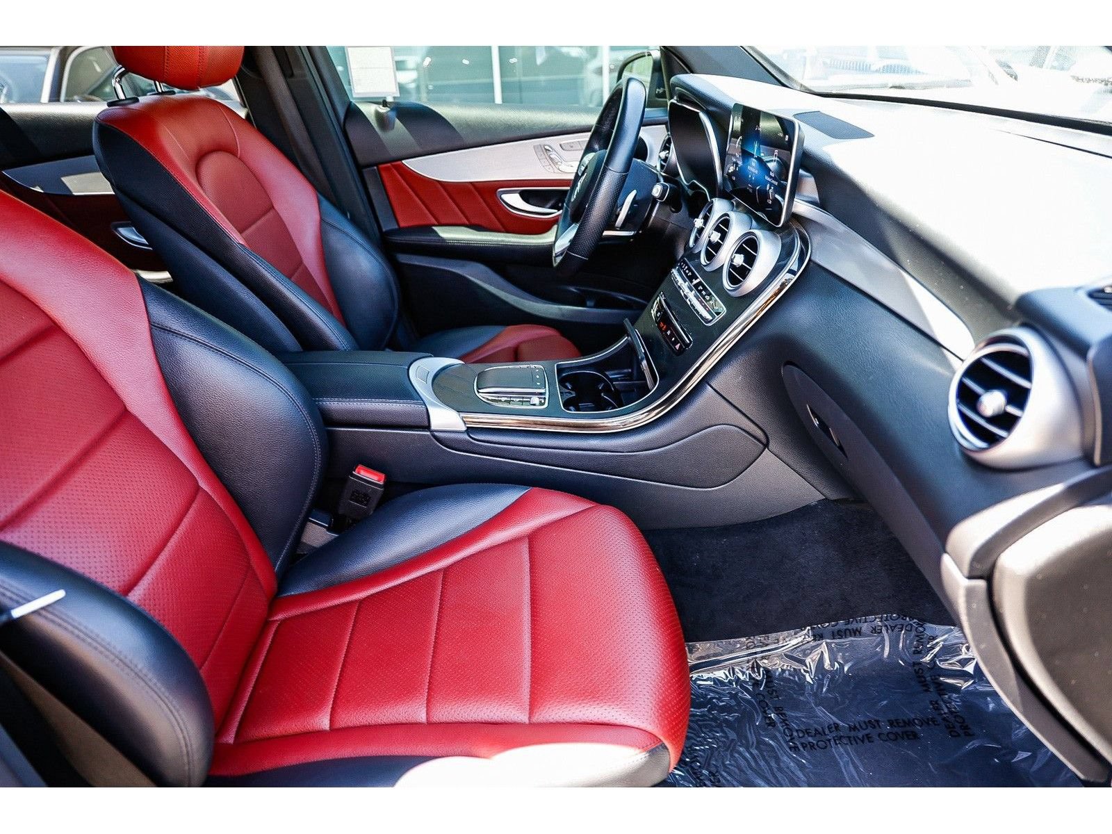 Certified 2022 Mercedes-Benz GLC 300 image 17