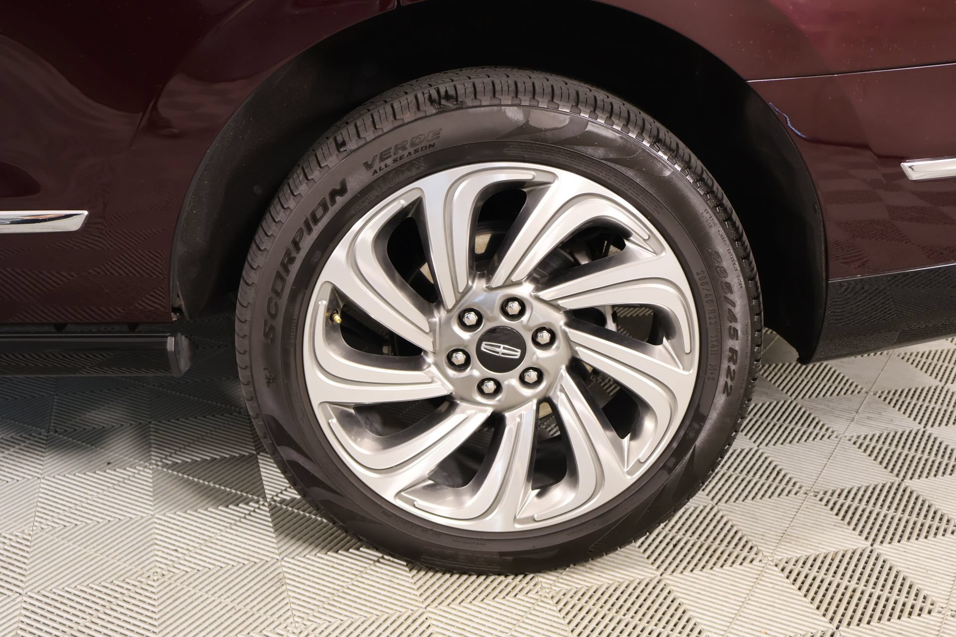 Used 2024 Lincoln Navigator Premiere AWD/4WD image 21