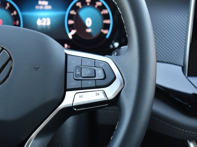 New 2025 Volkswagen Atlas Cross Sport SEL AWD/4WD image 23