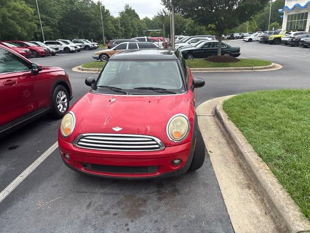 Used 2010 MINI Cooper Clubman Hardtop FWD image 2